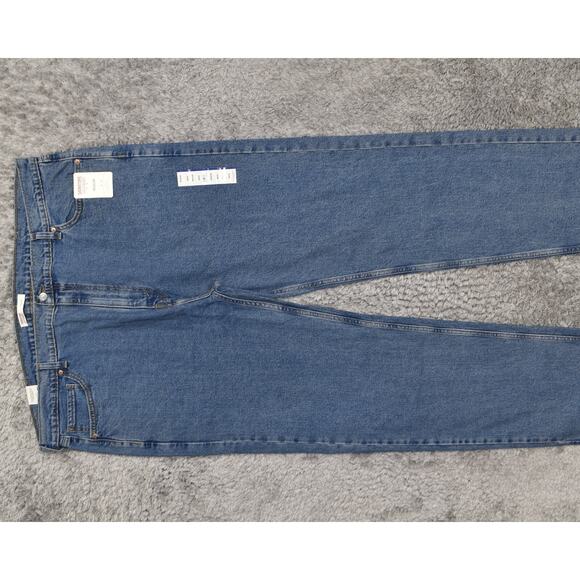 NEW Levi's Men's Size 48x32 in Straight Regular Signature Blue Cotton Blend Jea - Picture 1 of 8